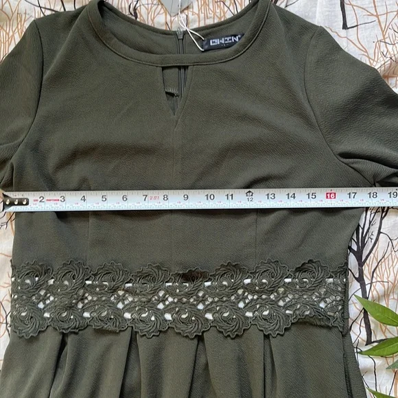 NWT Owin Army Green Floral 3/4 Sleeve Dress Size Large - Picture 4 of 10